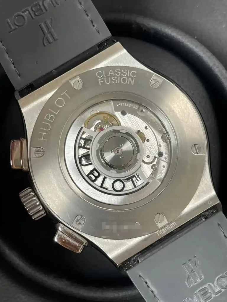 Hublot Classic Fusion Men Automatic Green Alligator Watch 541.NX.8970.LR